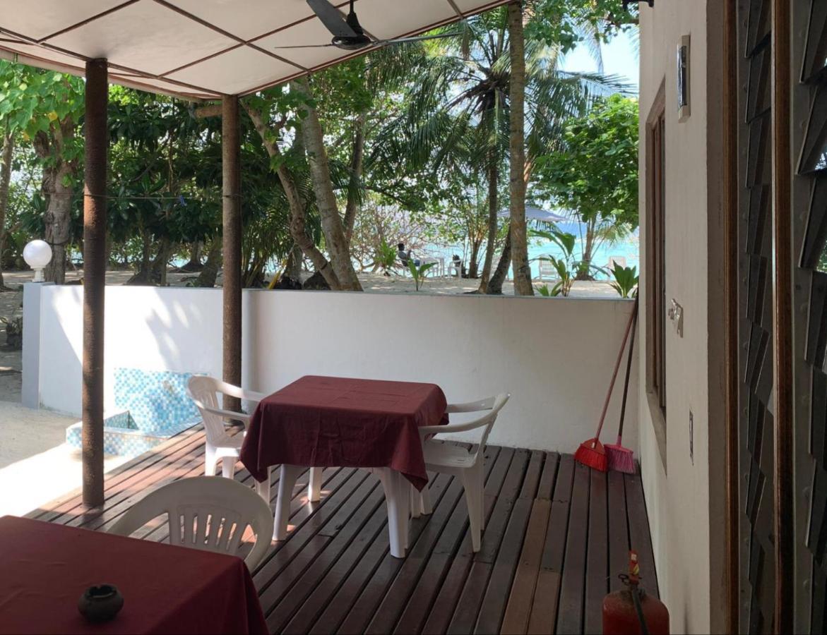 Fulidhoo La Perla Guest House Exteriör bild